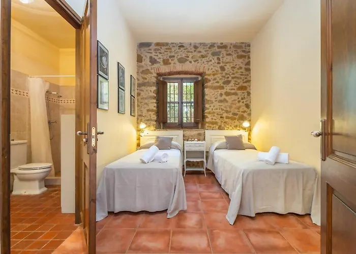 Masia Con Piscina En Costa Brava