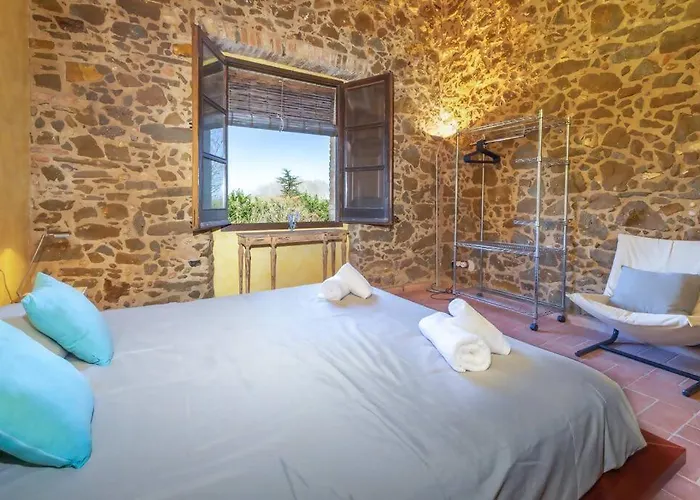 Masia Con Piscina En Costa Brava Verges
